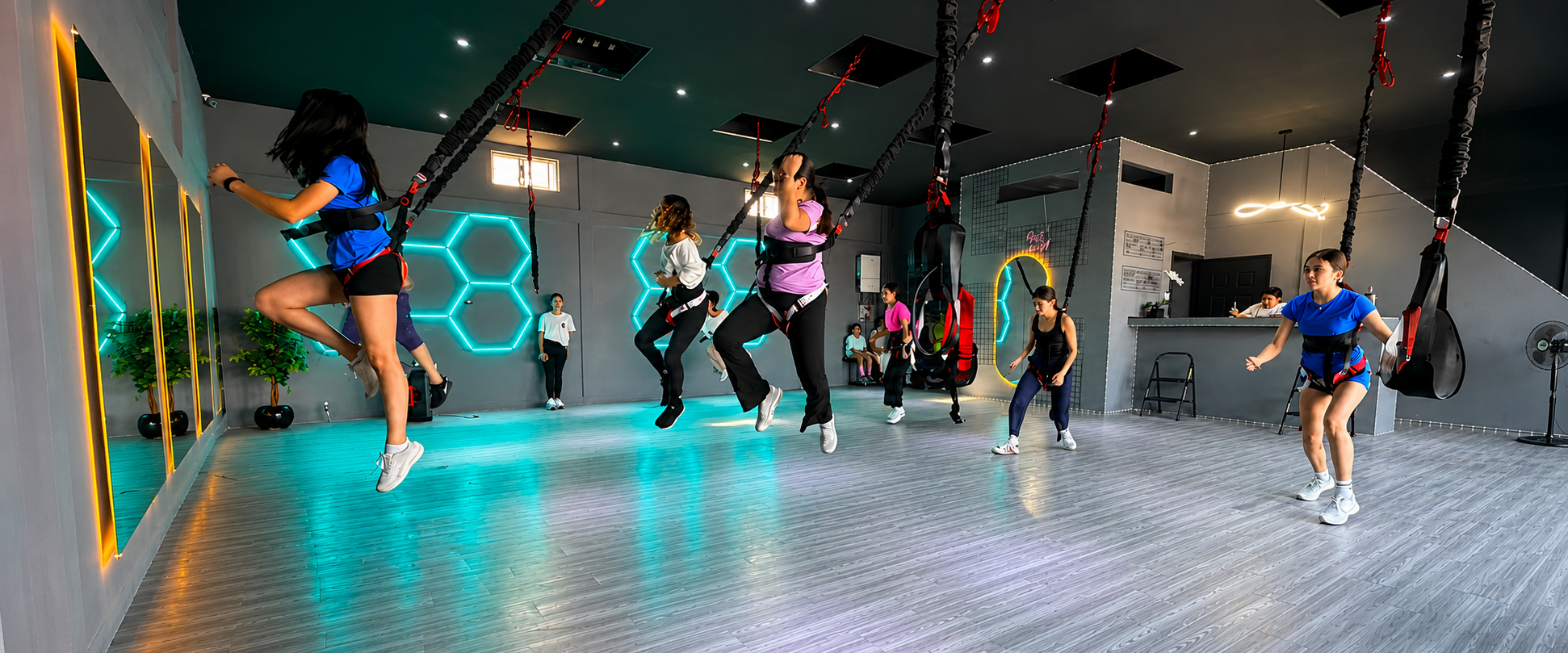 Clase de fuerza y cardio